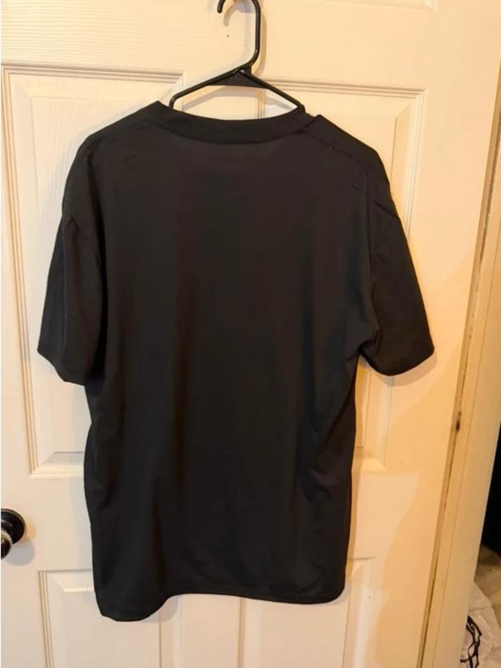 Men's Black Short-Sleeve Crewneck Tee